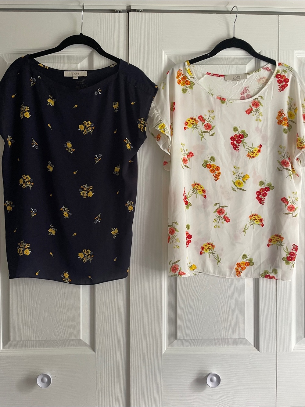 LOFT Floral Short-Sleeve Tops - Navy & White